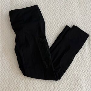 Women’s Midnight Black Leggings